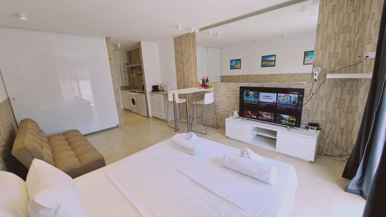 Lavish Ajia Napa